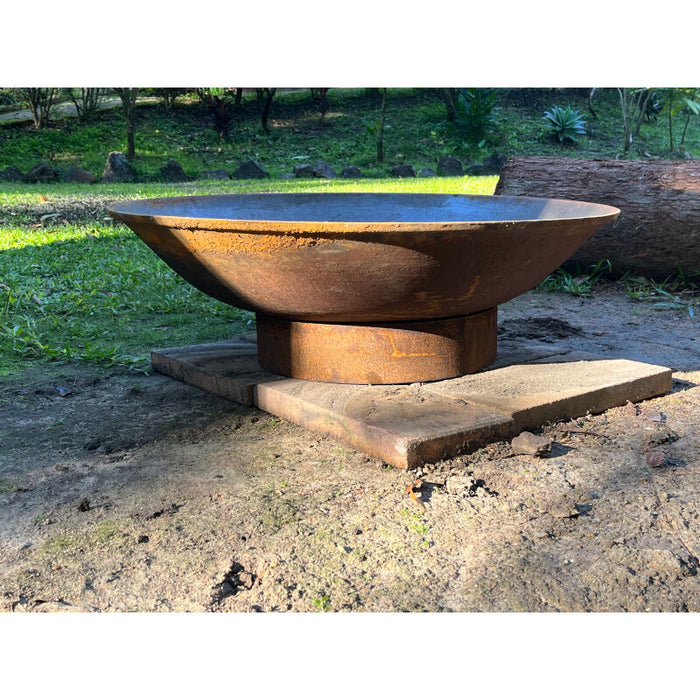 Cast Iron Fire Pit 900 on  Ring Base