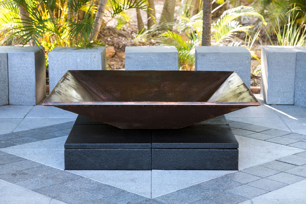 Matisse Fire Pit 120cm+ FREE Stainless Steel Grill