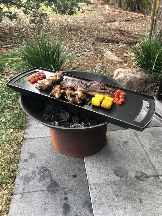 Cast Iron Fire Pit 1000 on Low Ring Black + FREE Maverick Grill