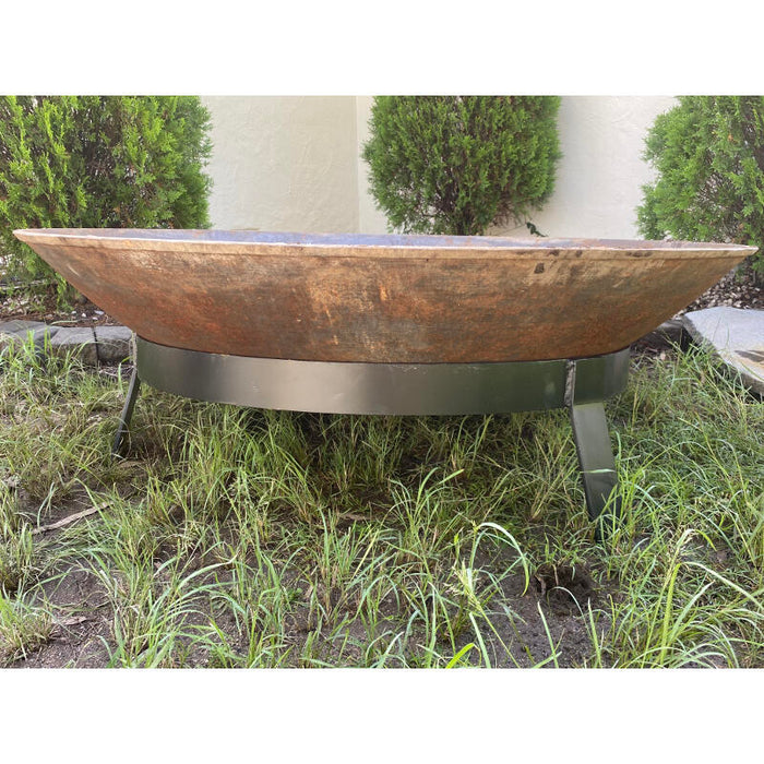 Cast Iron Fire Pit 1400 on Tripod Stand